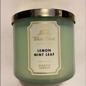 White Barn Bath and Body Works Candle